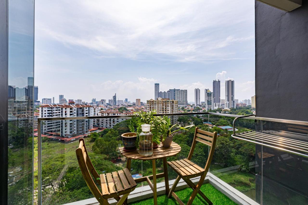 Beacon Executive Suites 乔治敦 外观 照片